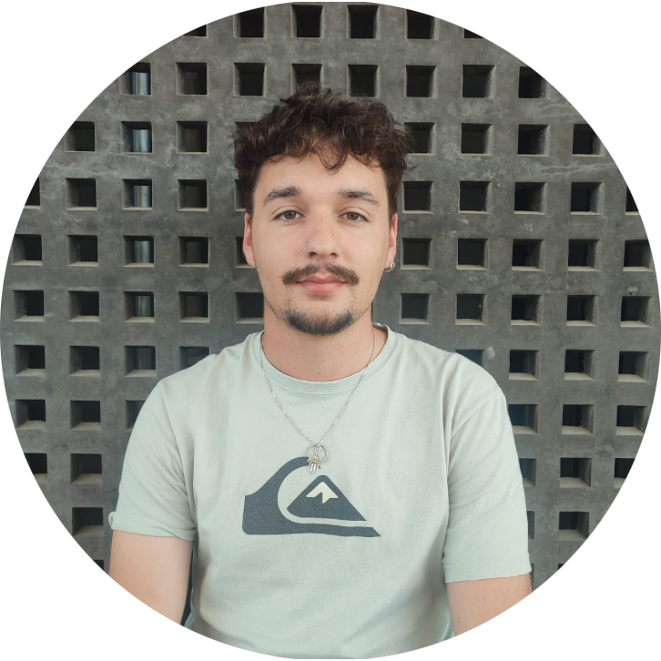 Go to the profile of João R Neves