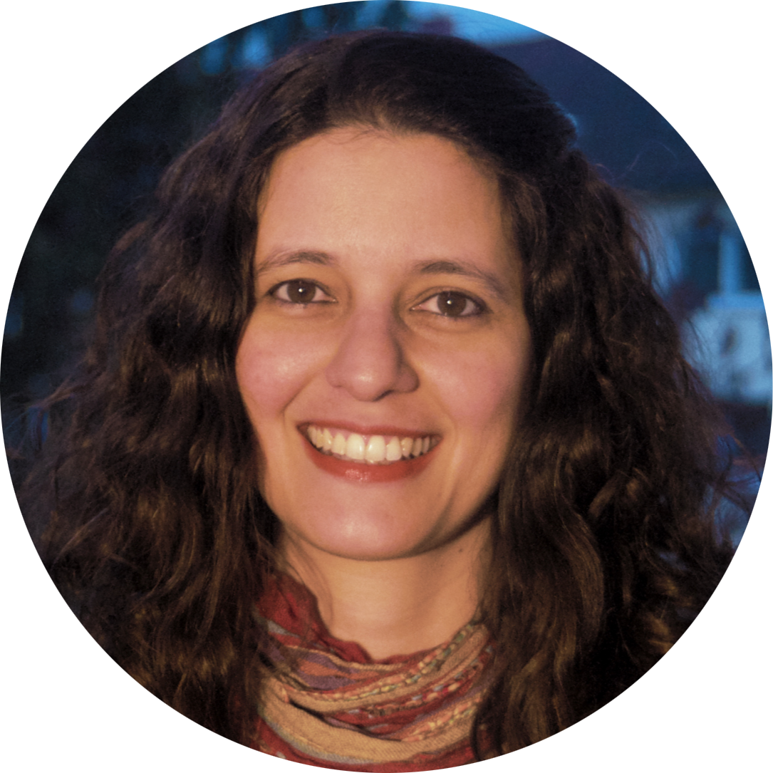 Go to the profile of Camila Bruder