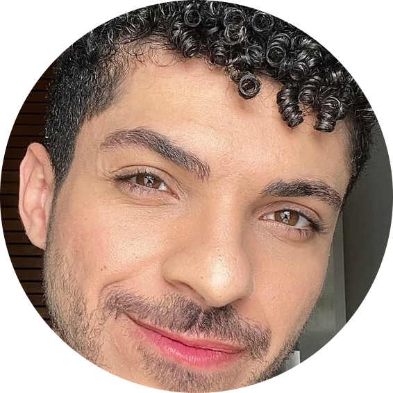 Go to the profile of Vinicius Oliveira Santana