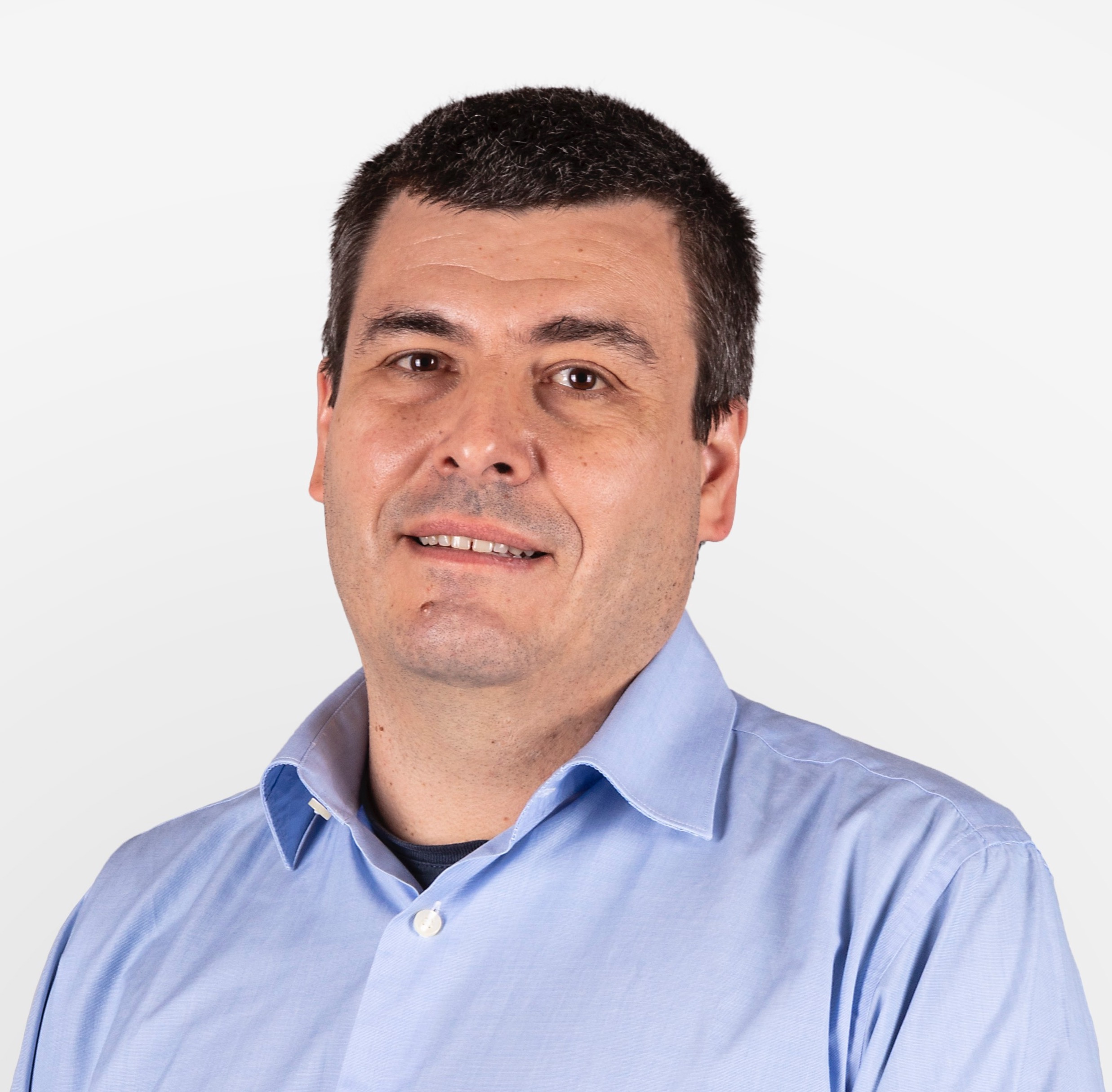 Go to the profile of Paulo André