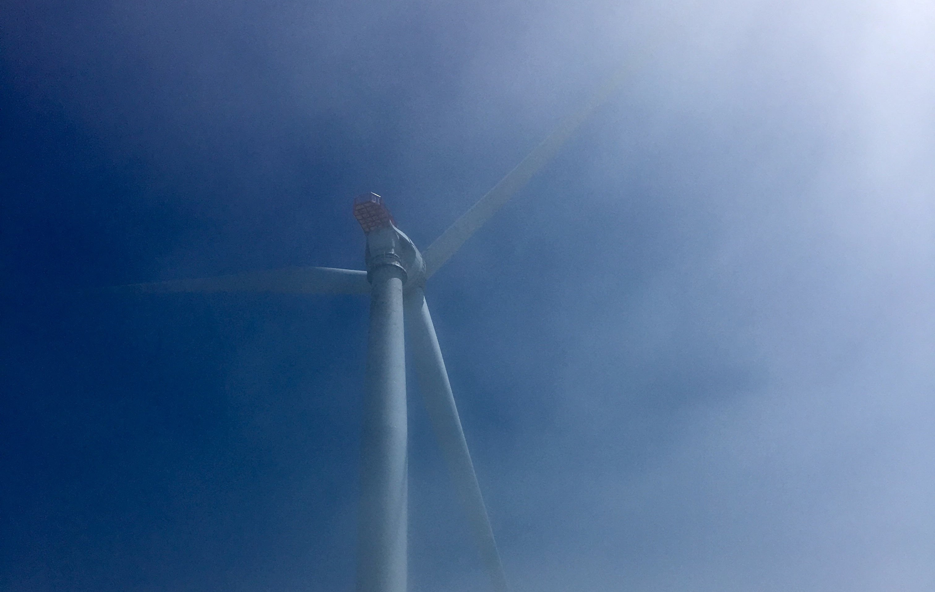 Material requirements of offshore wind power: Clearing away the mist