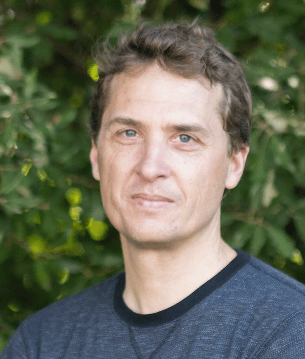 Go to the profile of Olivier Dangles