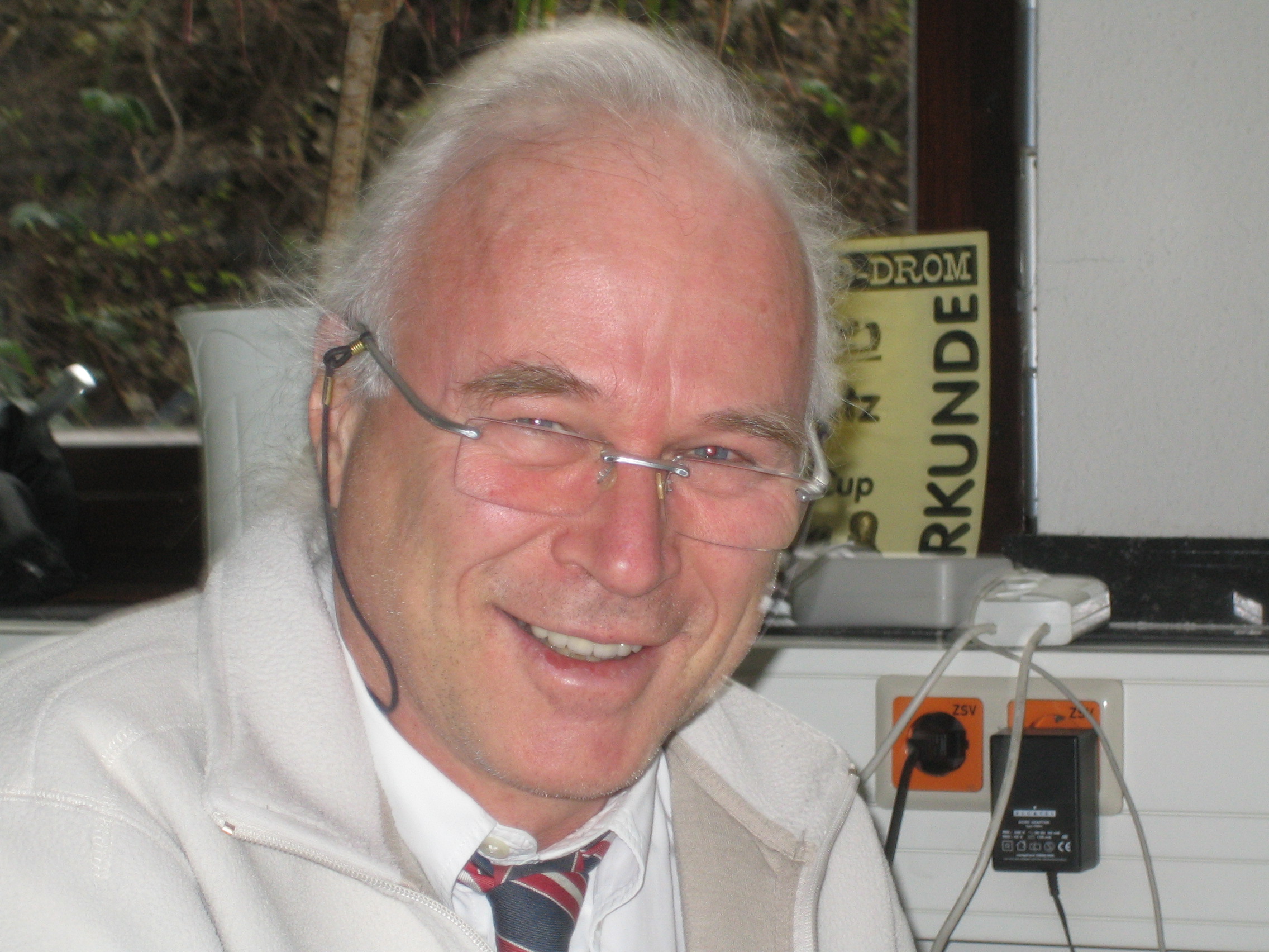 Go to the profile of Hans-Curt Flemming