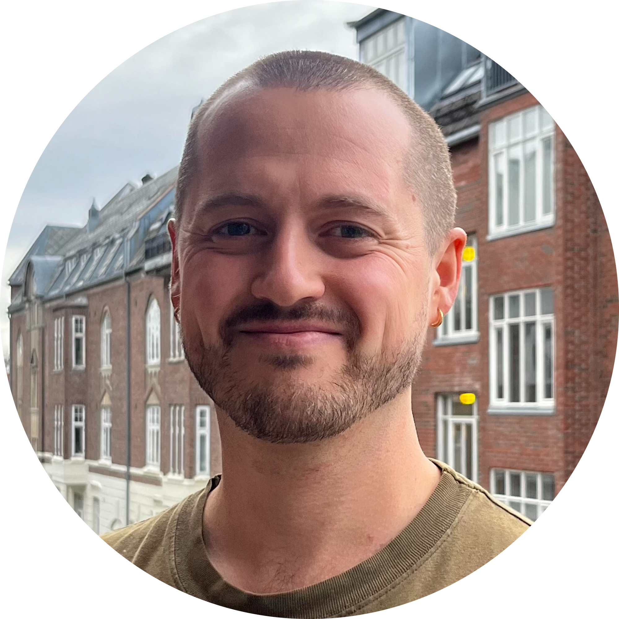 Go to the profile of Nick Harvey Sky