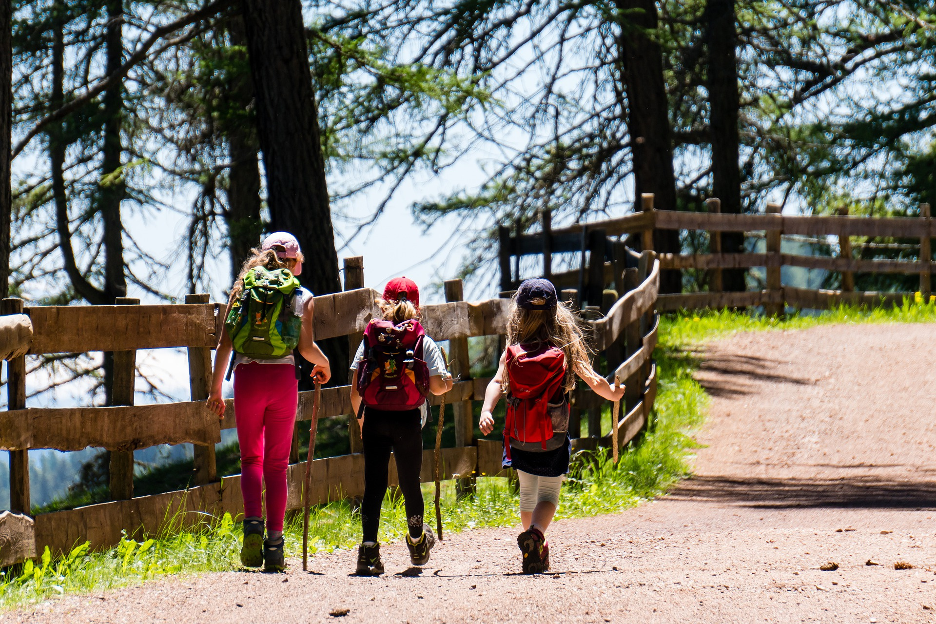 How travel educates kids