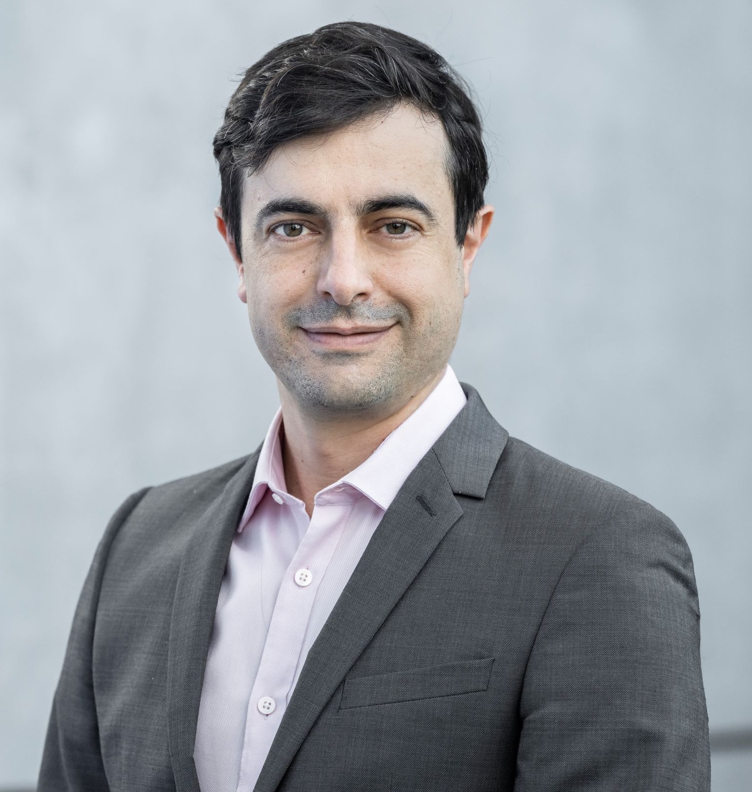 Go to the profile of Dr Germán Bersalli