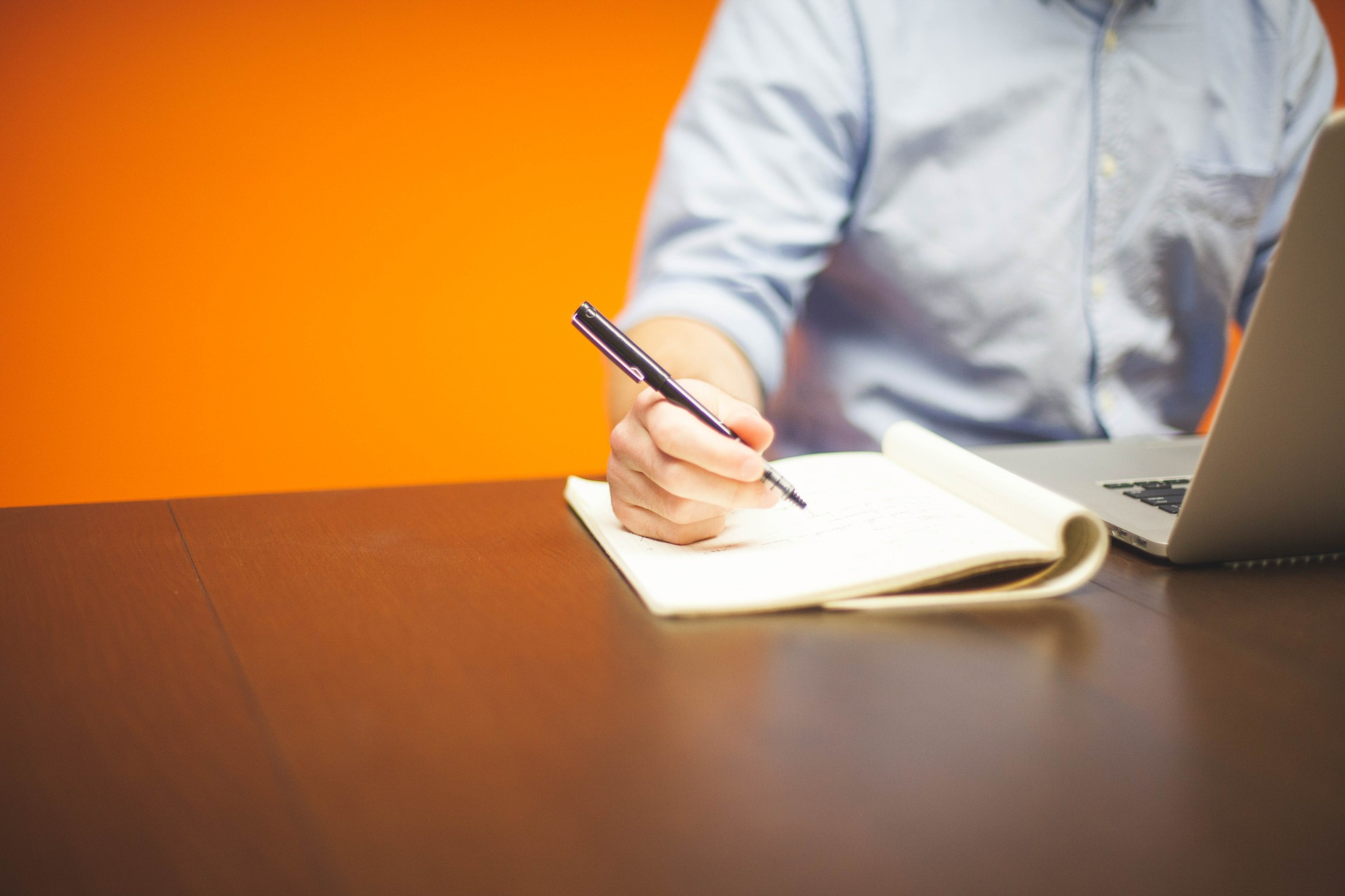 Who, What, Where, When, Why: Using the 5 Ws to communicate your research