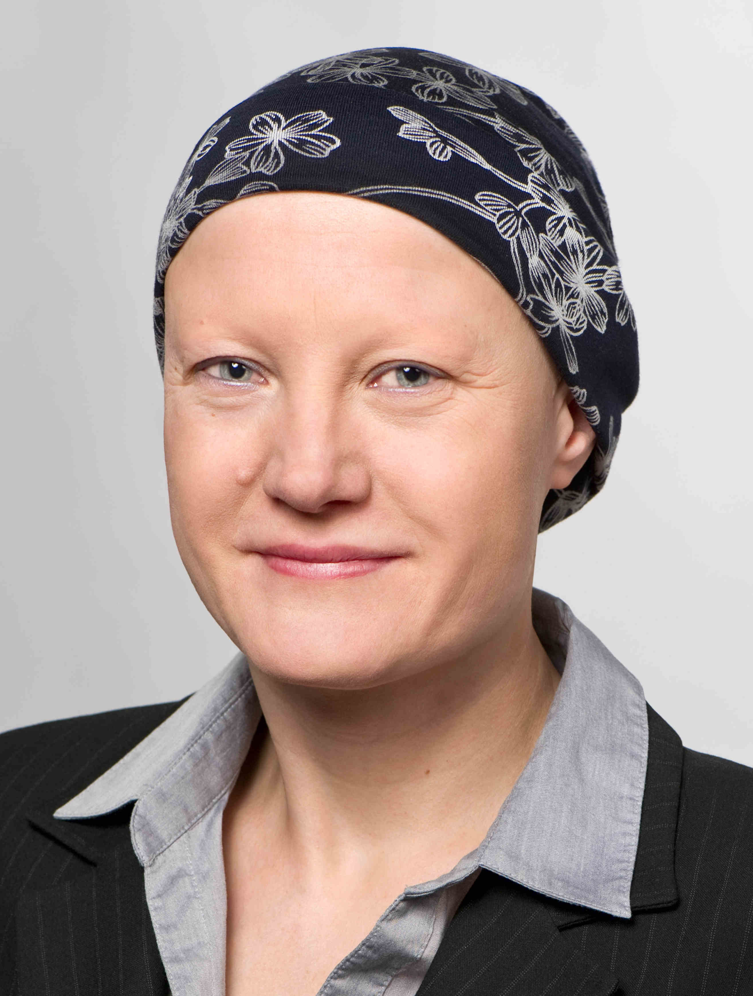 Go to the profile of Sabine Schneider