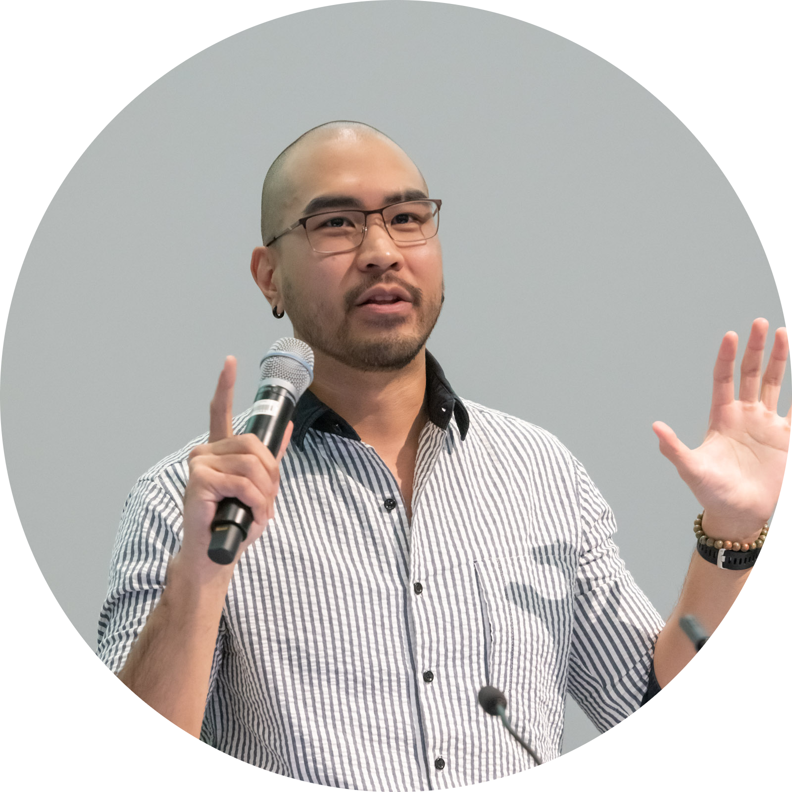 Go to the profile of Arman Pili