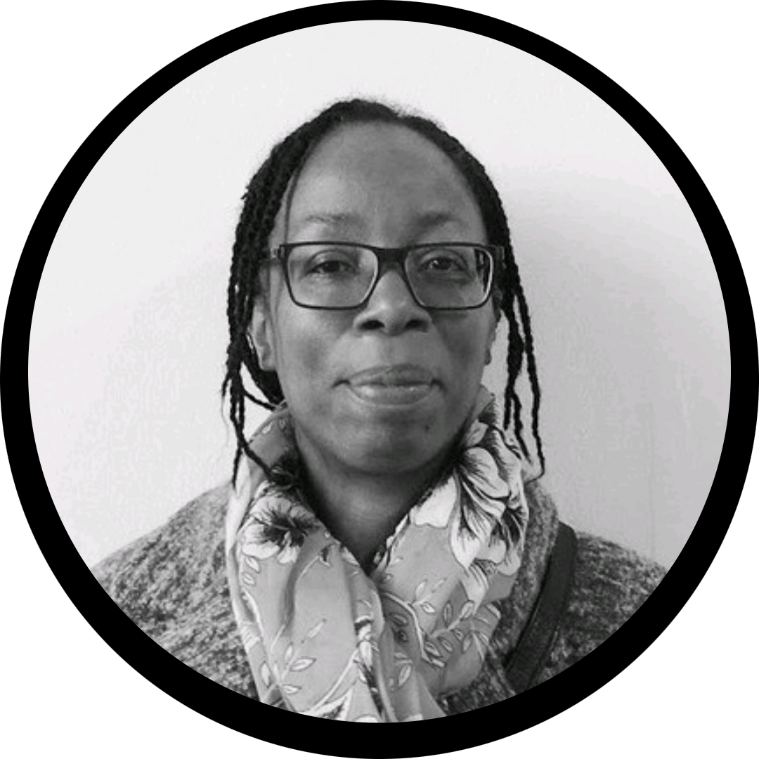 Go to the profile of Julie Samuels