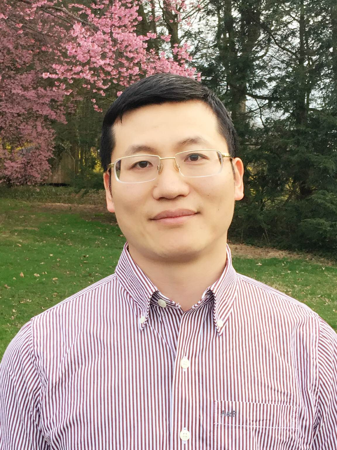 Go to the profile of Qianrong Fang