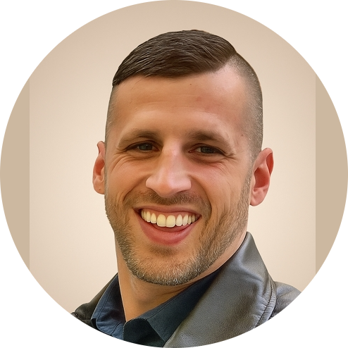 Go to the profile of Jakub Harnos