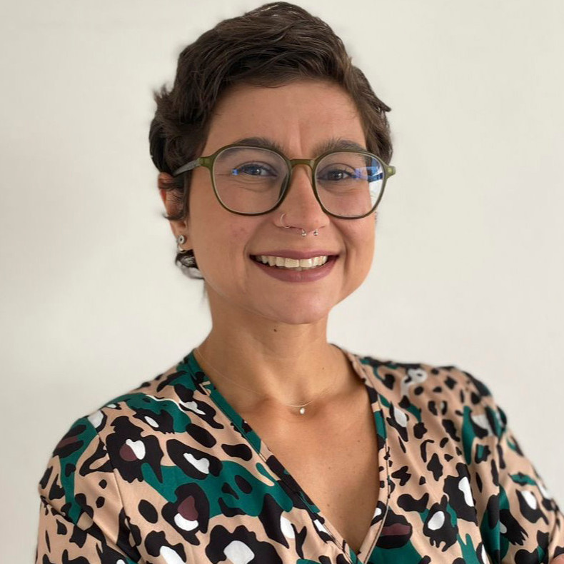 Go to the profile of Luisa Maria Diele Viegas