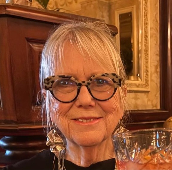 Go to the profile of Jackie Goode