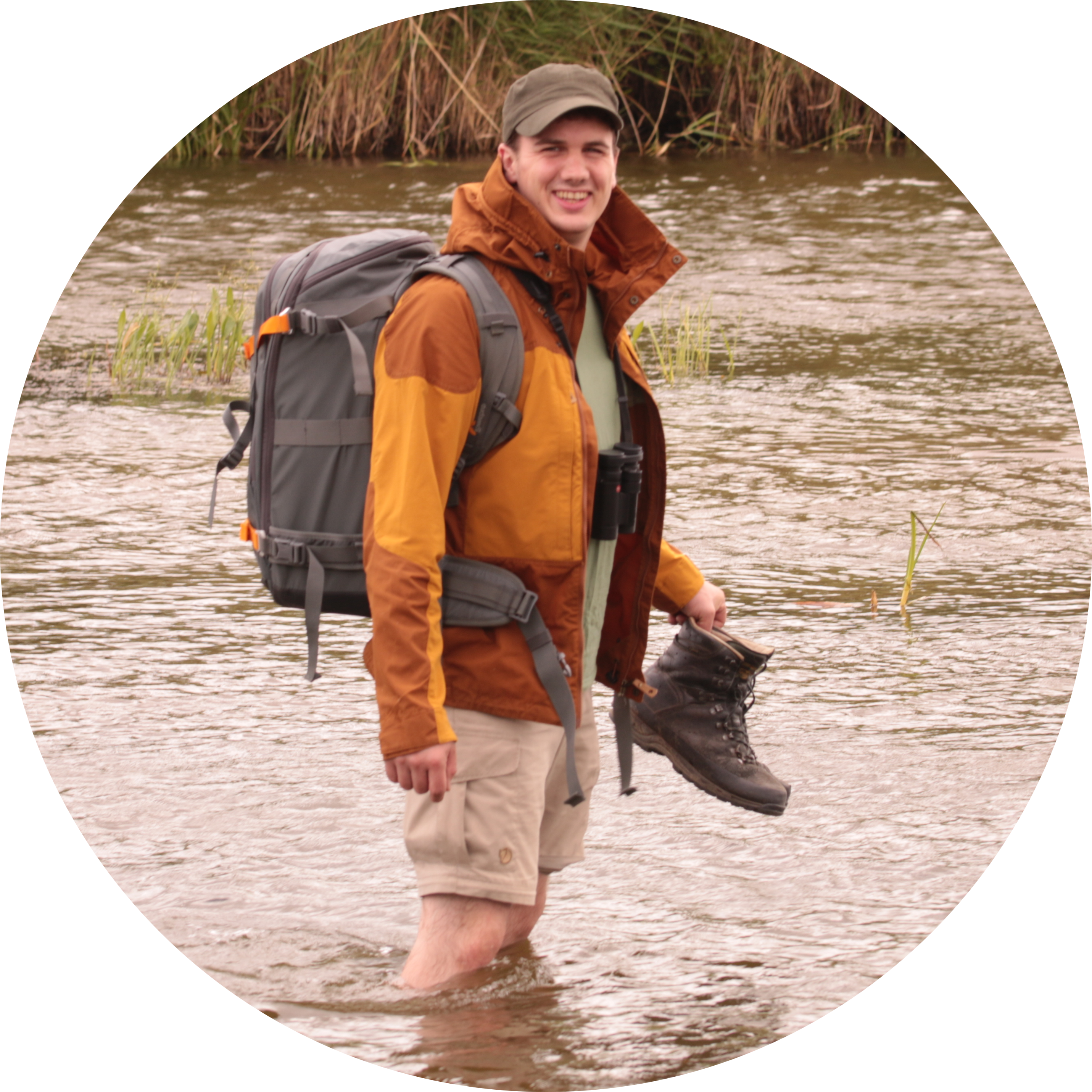 Go to the profile of Simon