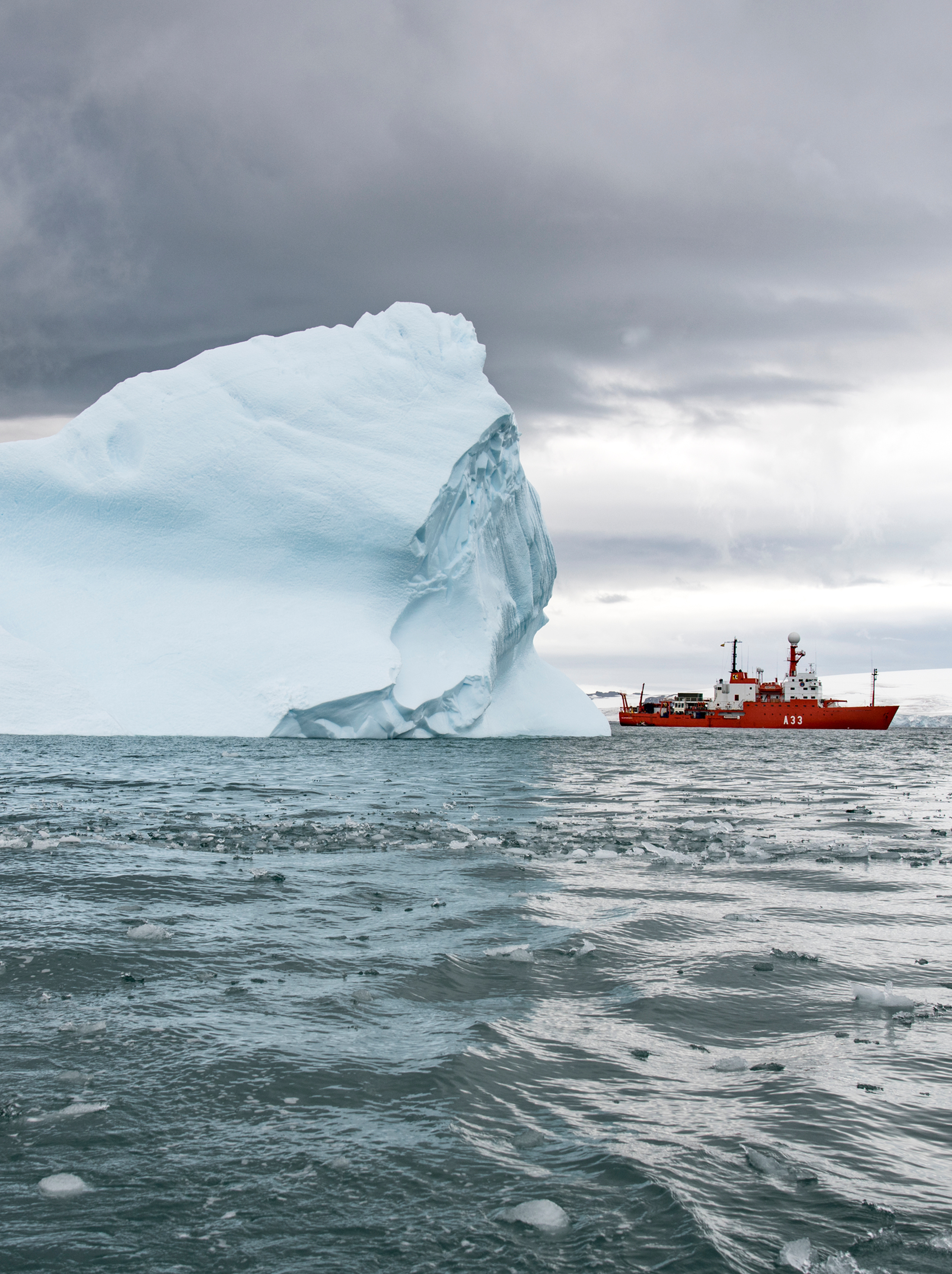 Birth of the modern Antarctic Circumpolar Current 