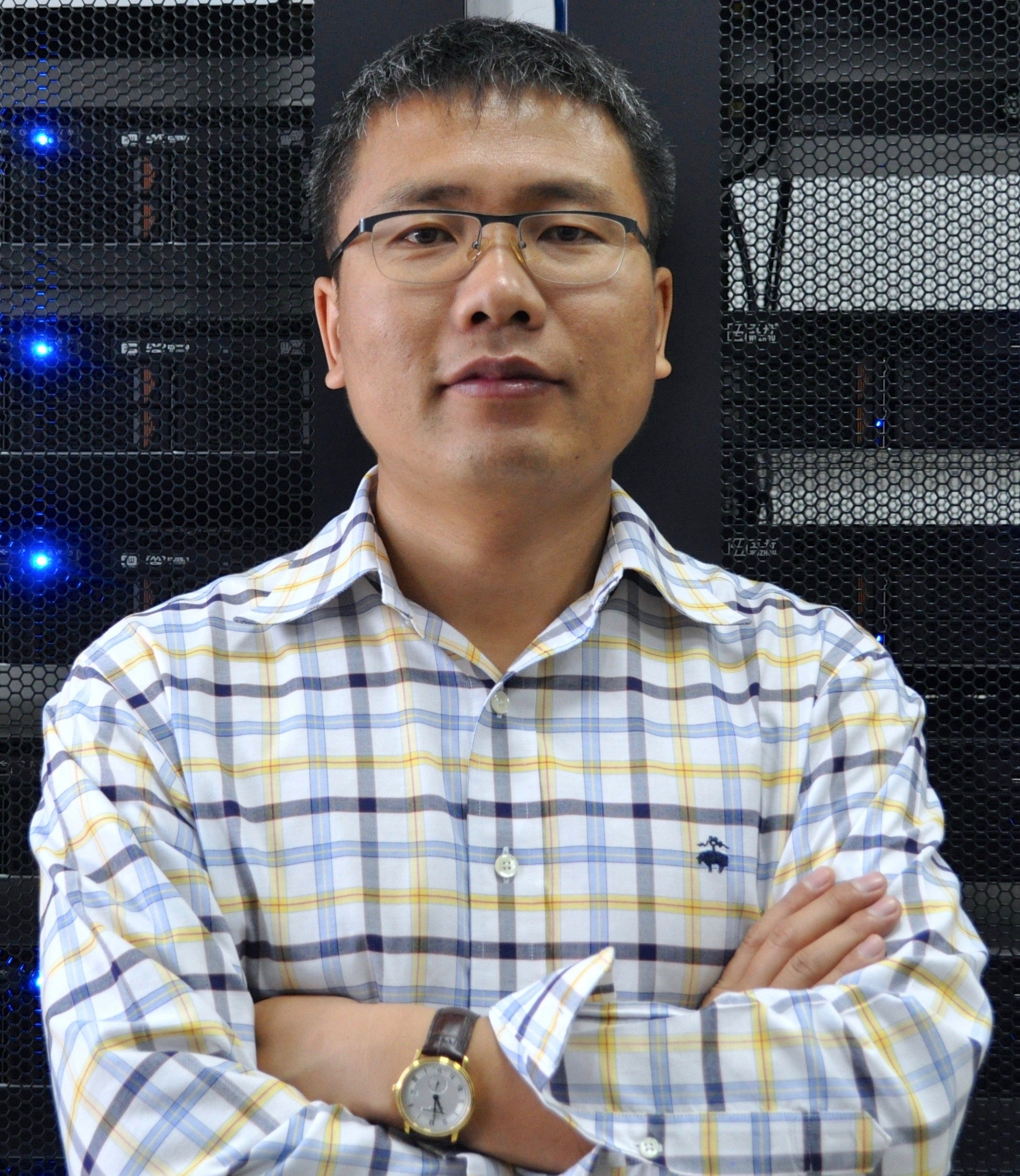 Go to the profile of Lijun Zhang