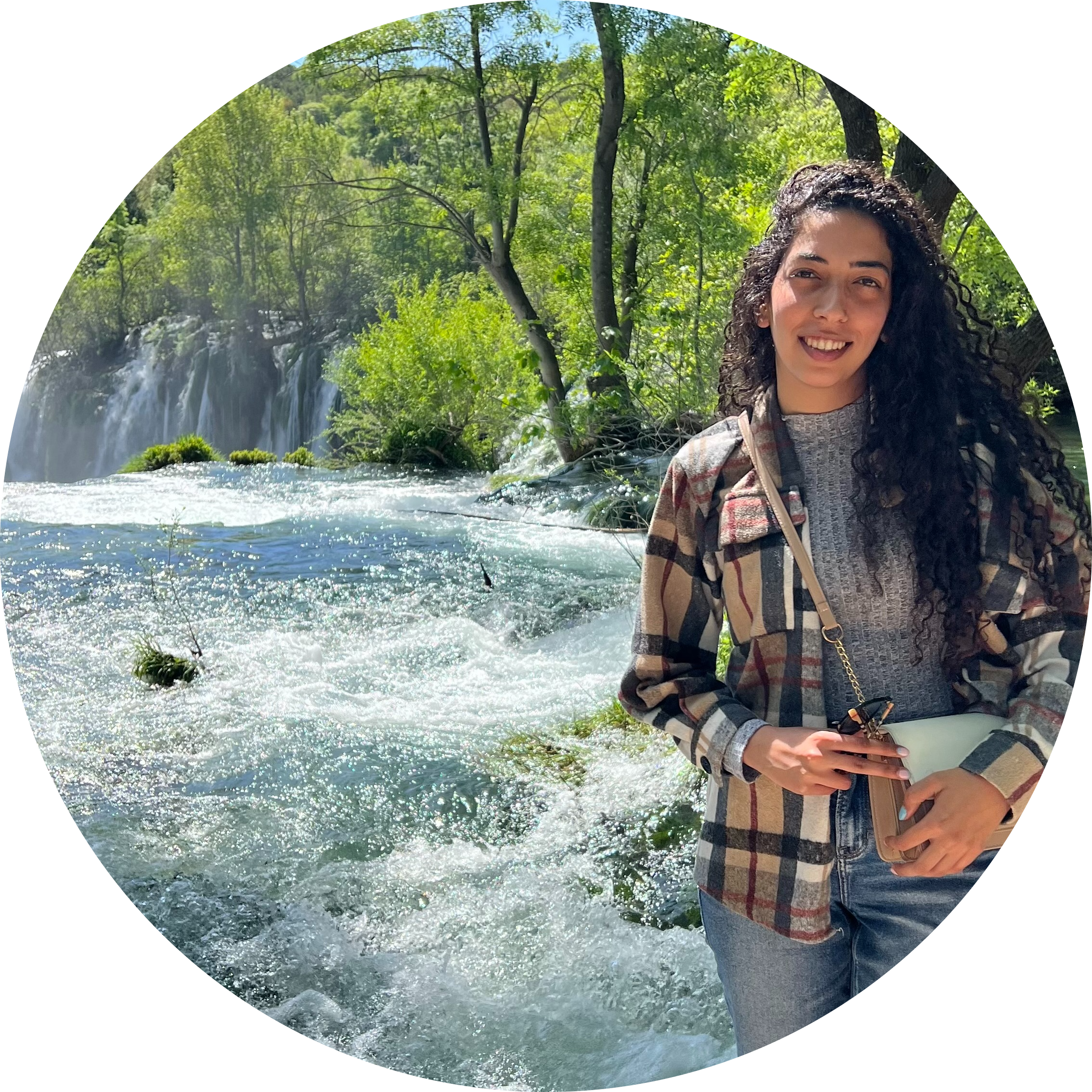 Go to the profile of Yara Hussein