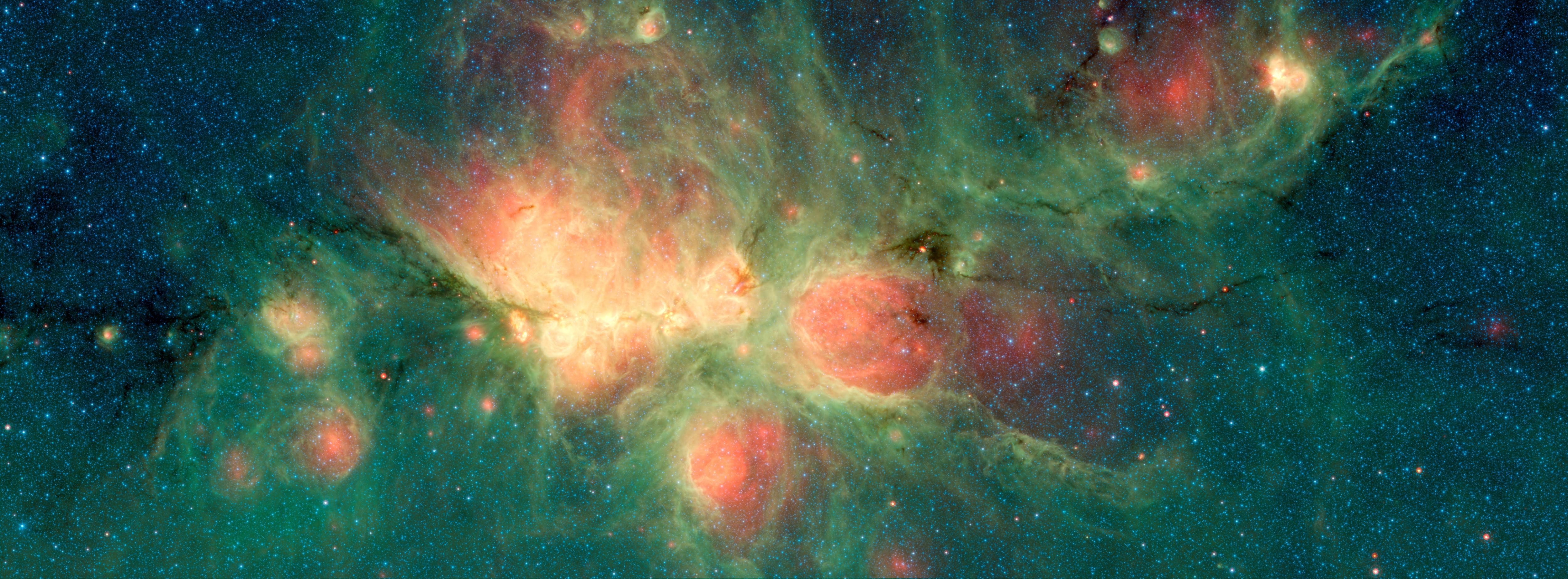 Ultrafast XUV measurements on astrochemically relevant hydrocarbons