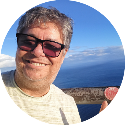 Go to the profile of Helder