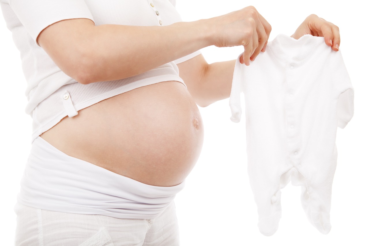 The Paternal Manipulation of Maternal Care