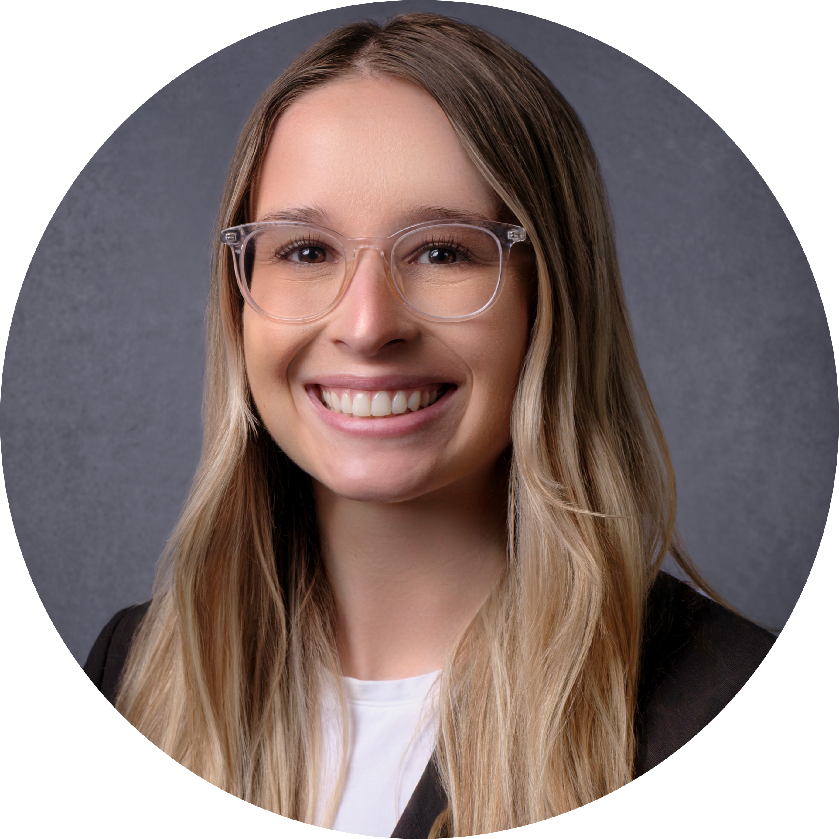 Go to the profile of Emma Mills