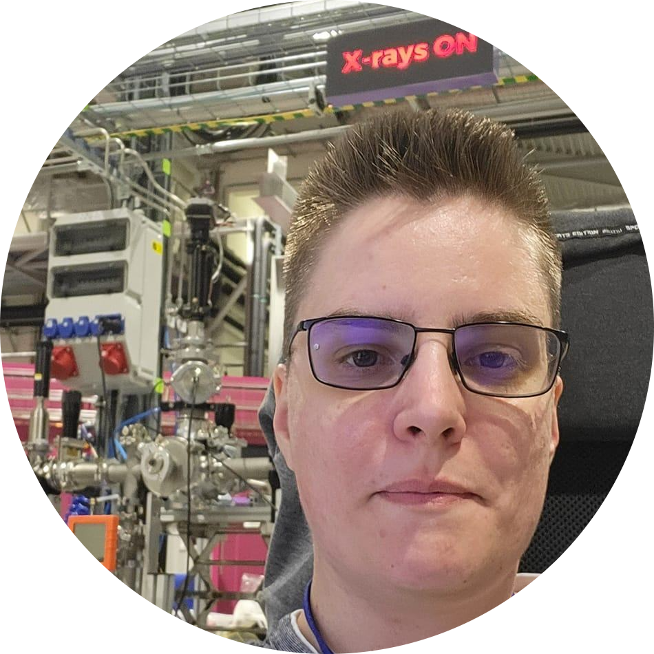 Go to the profile of Dora Zalka