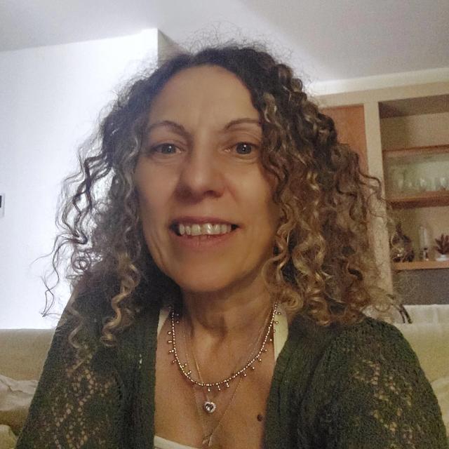 Go to the profile of Elena Sacco