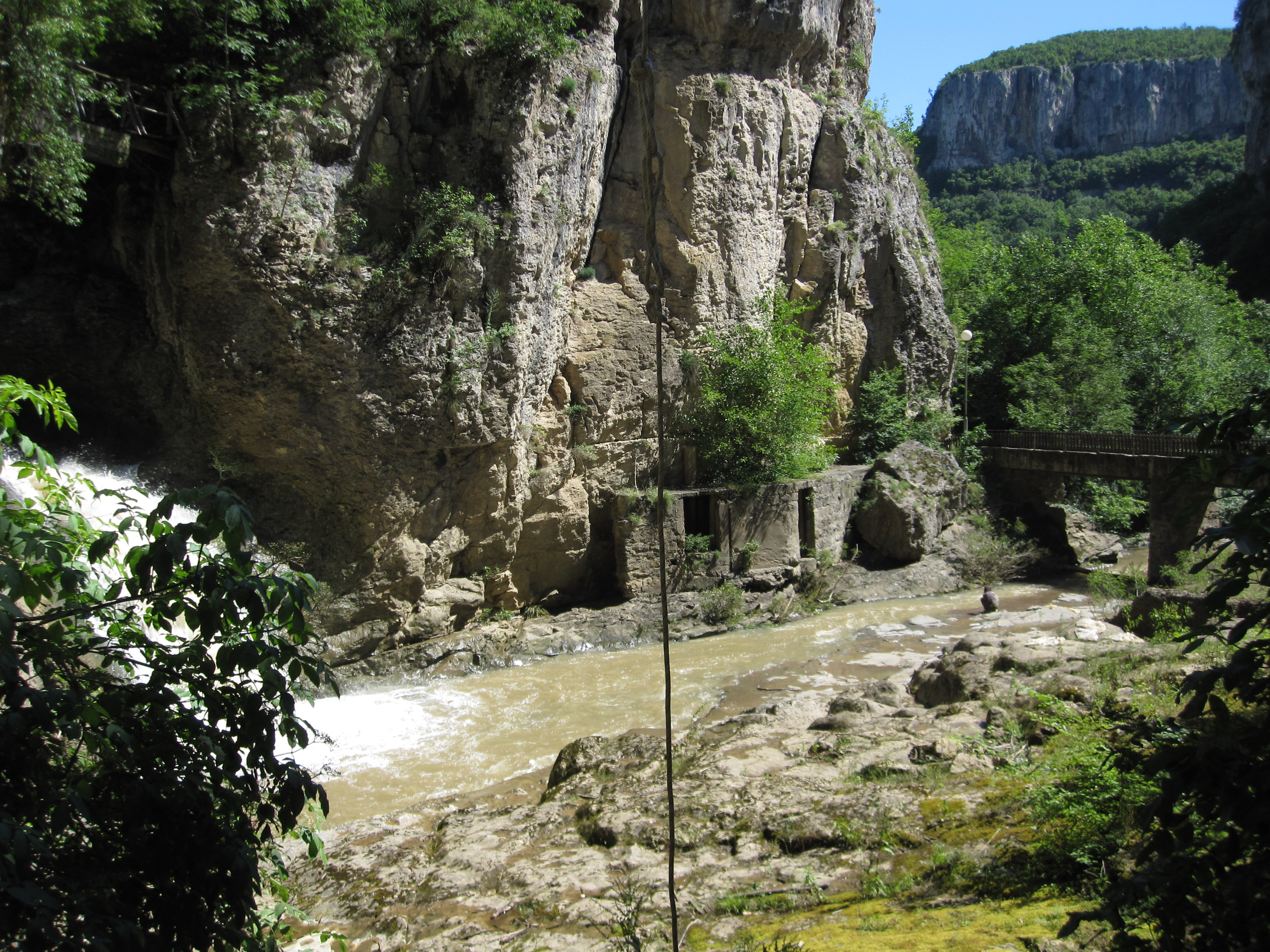 Dating the earliest Upper Palaeolithic Homo sapiens in Europe