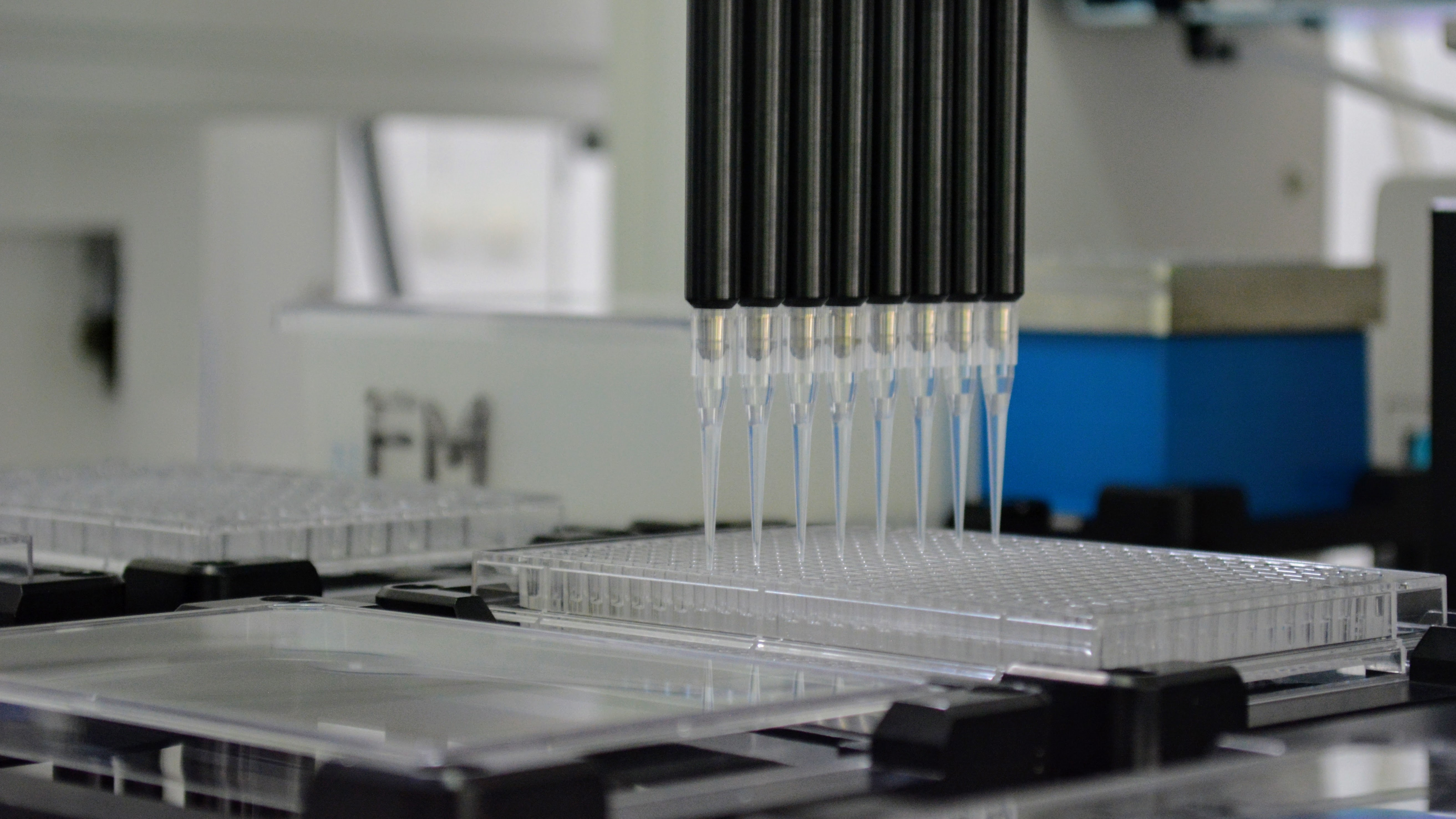 High-throughput laboratory evolution by an automated culture system combined with machine learning.