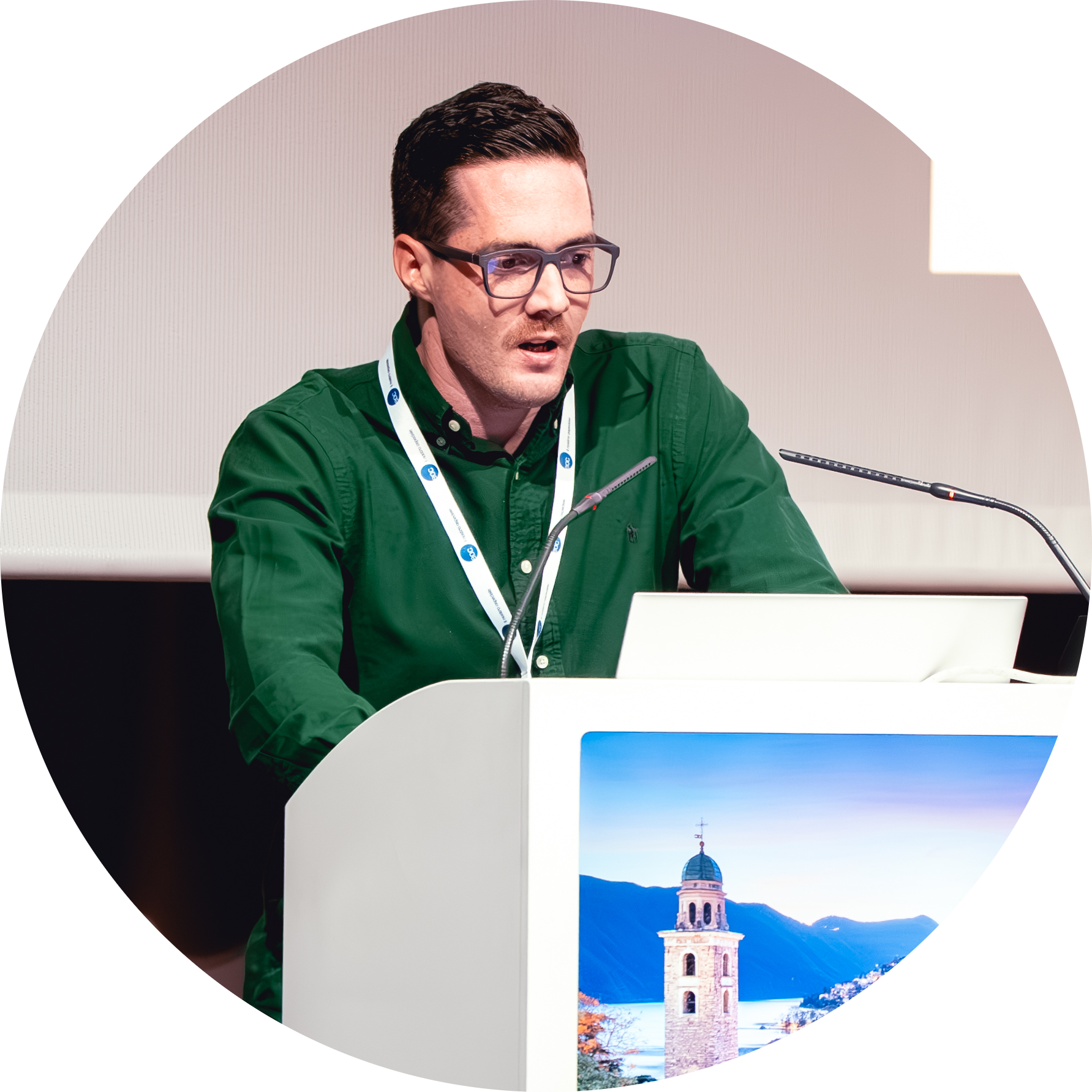 Go to the profile of Dino Luethi