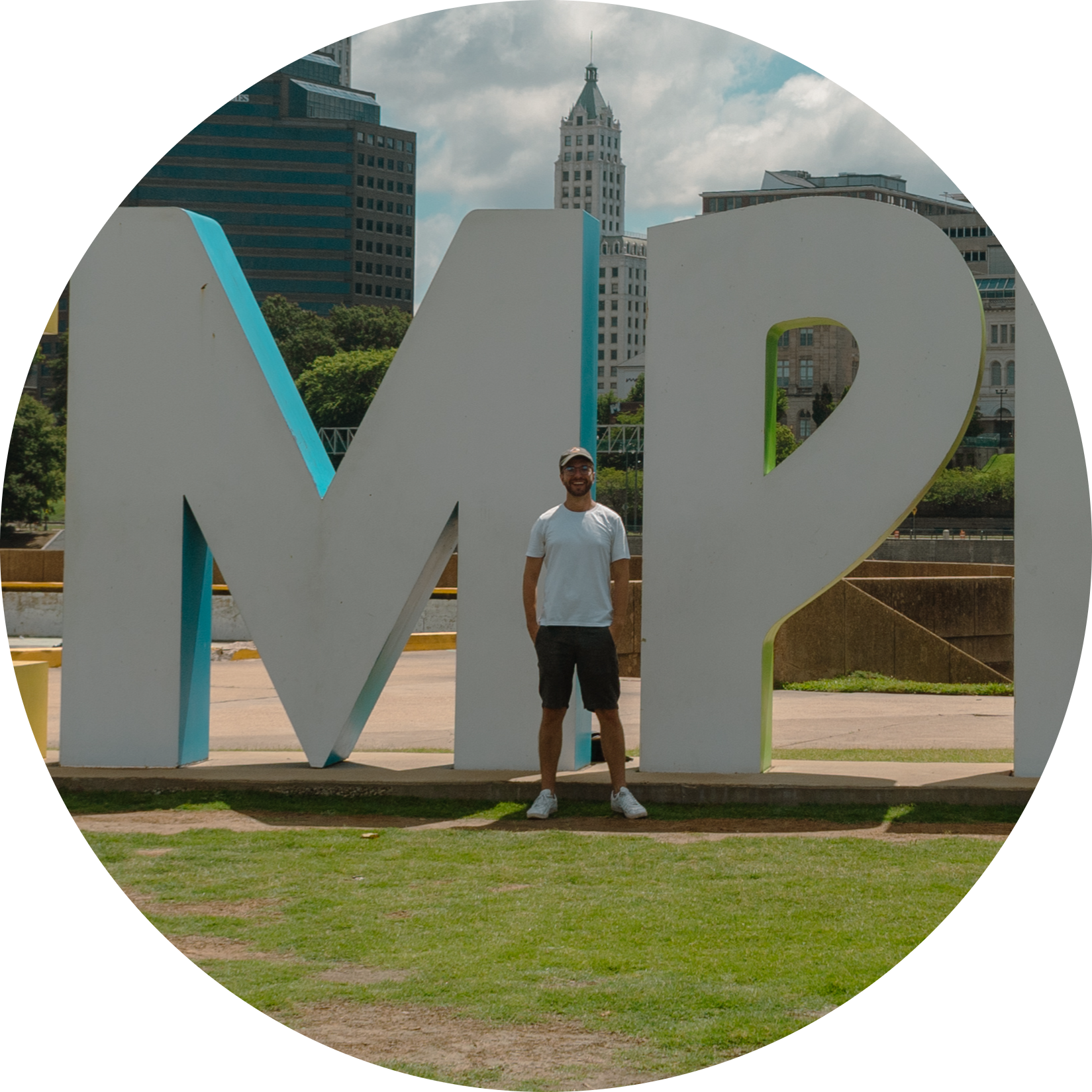 Go to the profile of Hugo Ladret