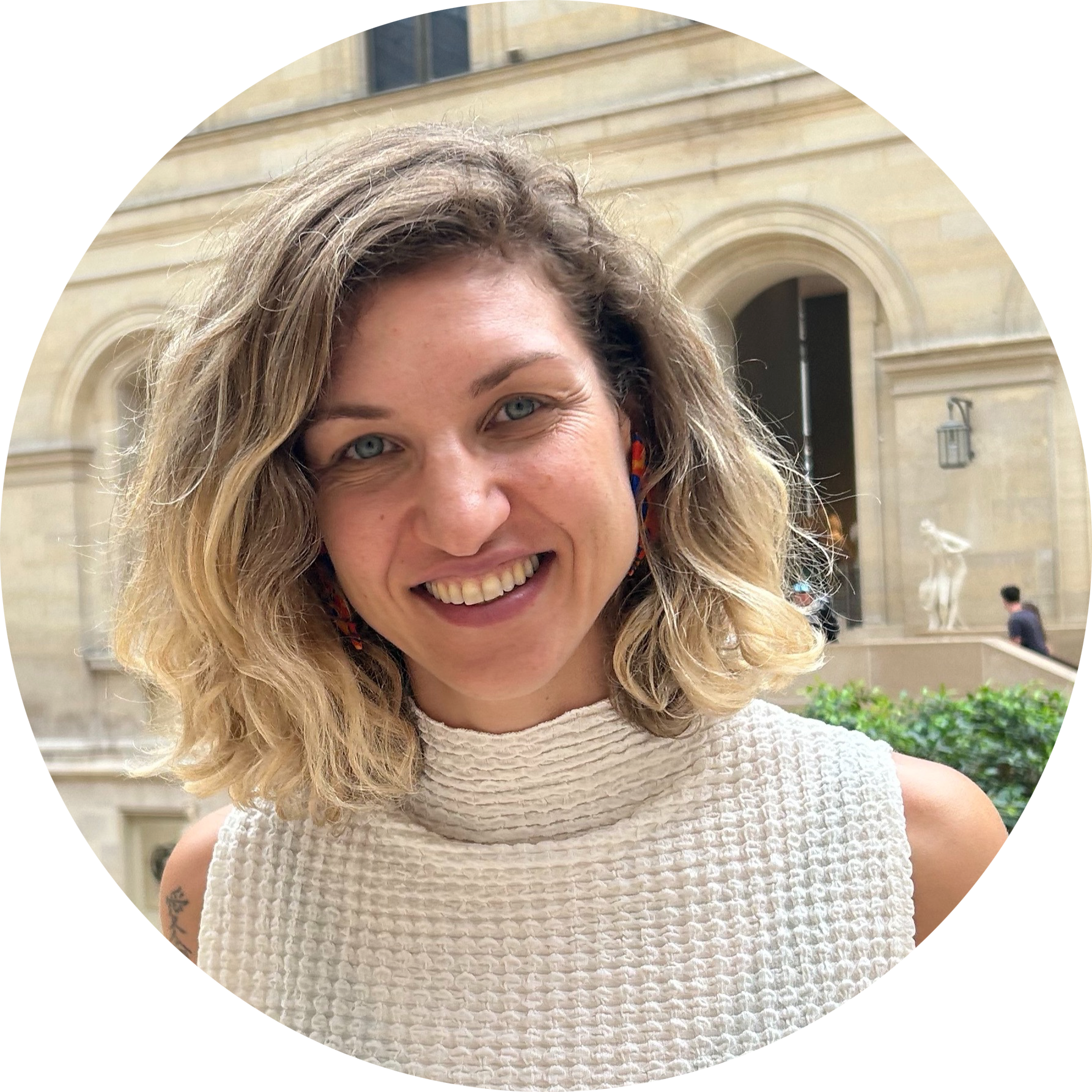 Go to the profile of Marcela Frizzo