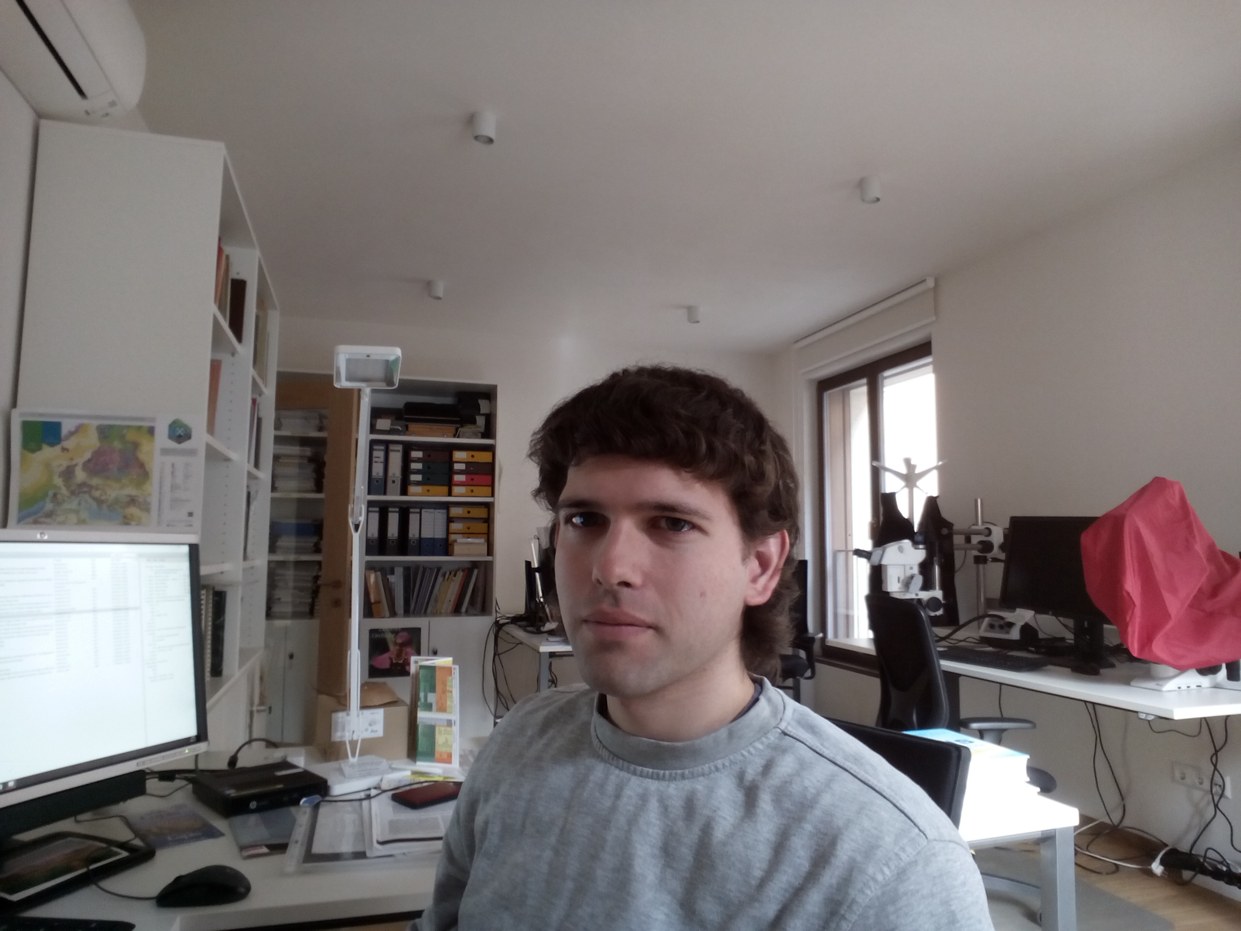 Go to the profile of Hendrik Nowak