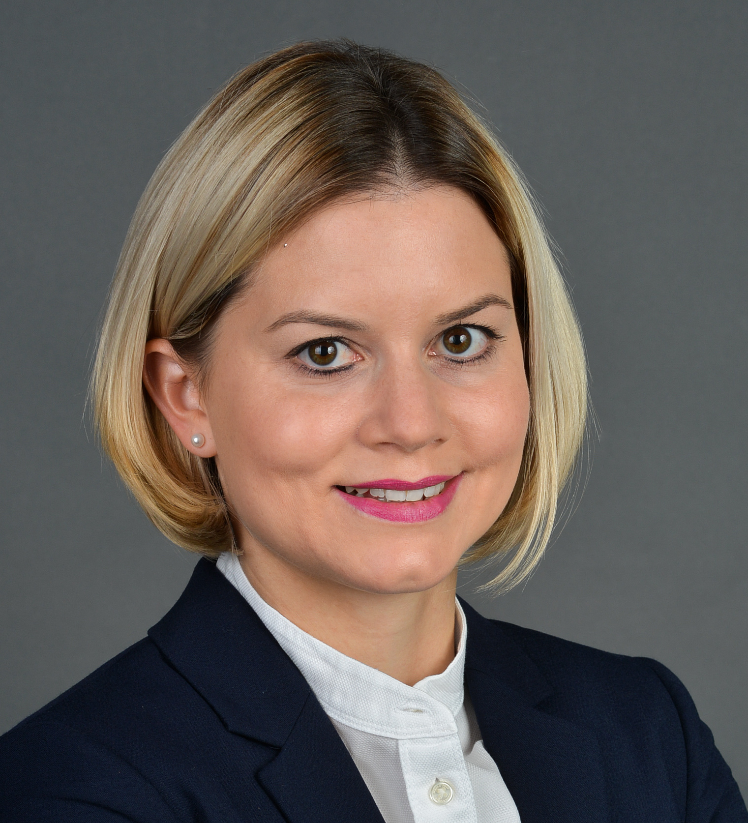 Go to the profile of Bianca Saladin