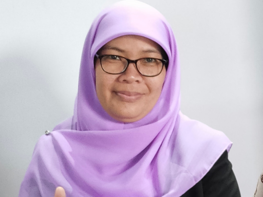 Go to the profile of Ros Mayasari