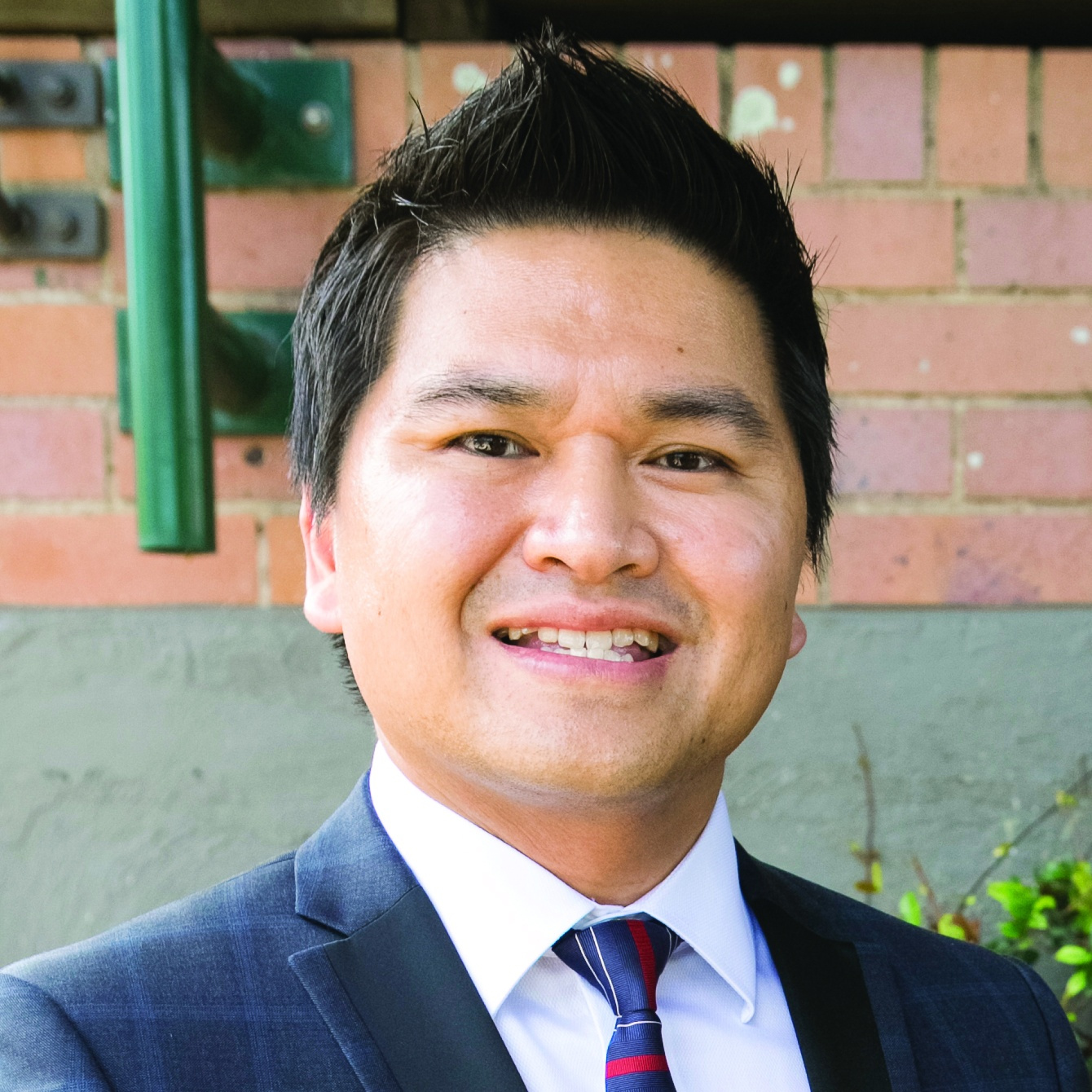 Go to the profile of Trung Thành Ngô