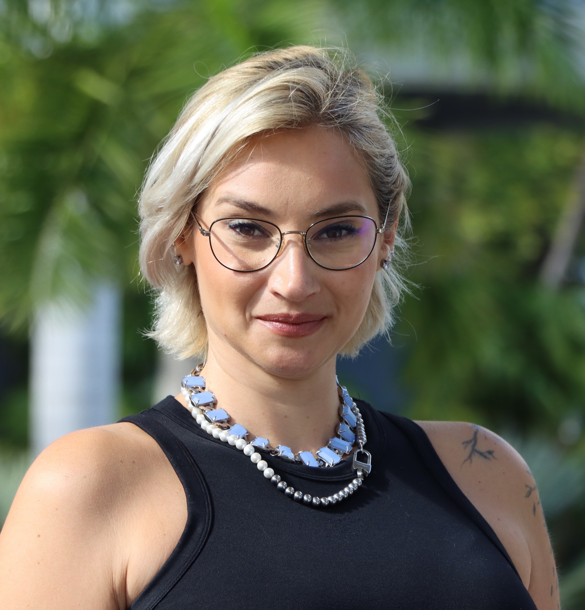 Go to the profile of Mariana Bif