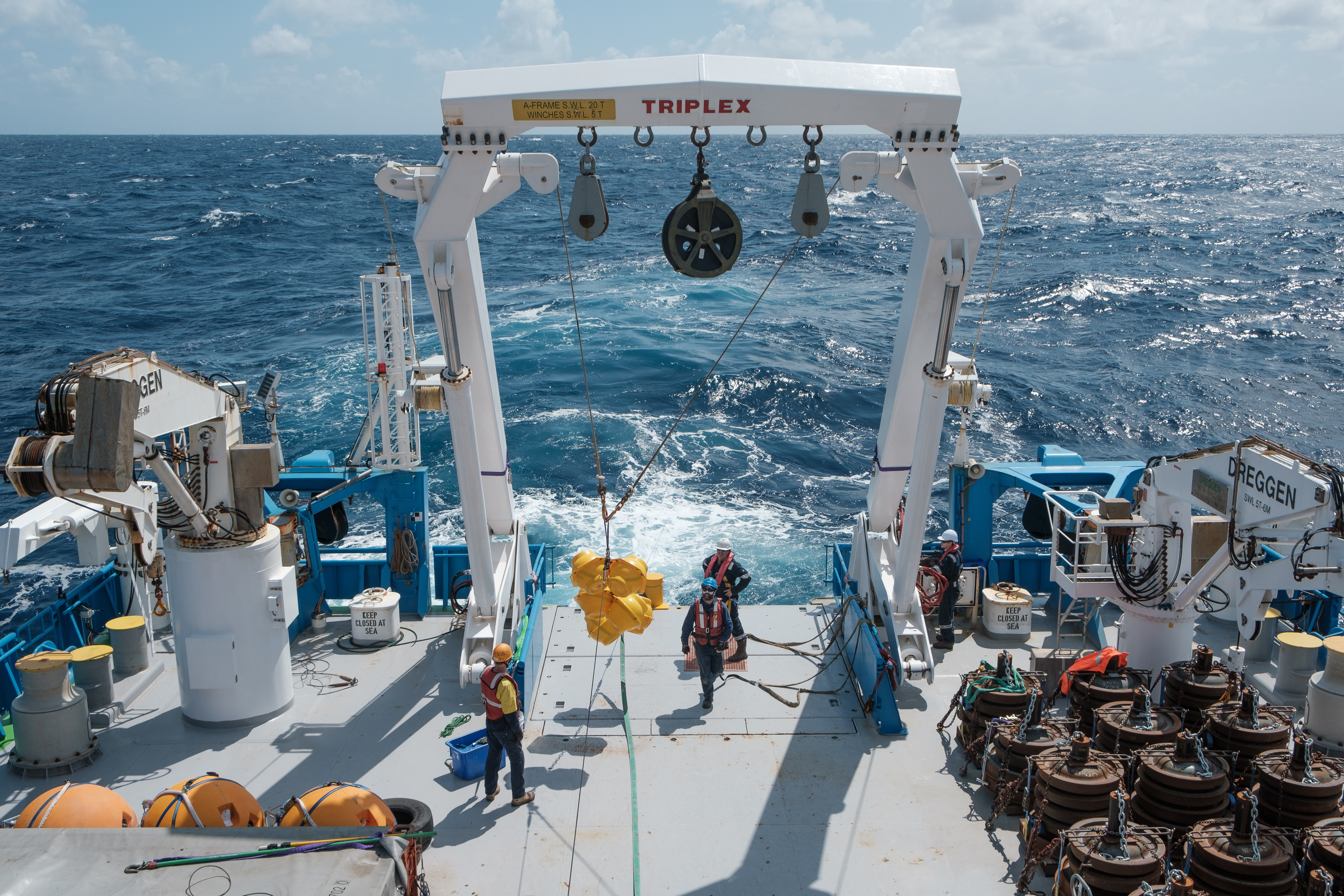 Exploring the East Australian Current using an unprecedented long term observational data record 