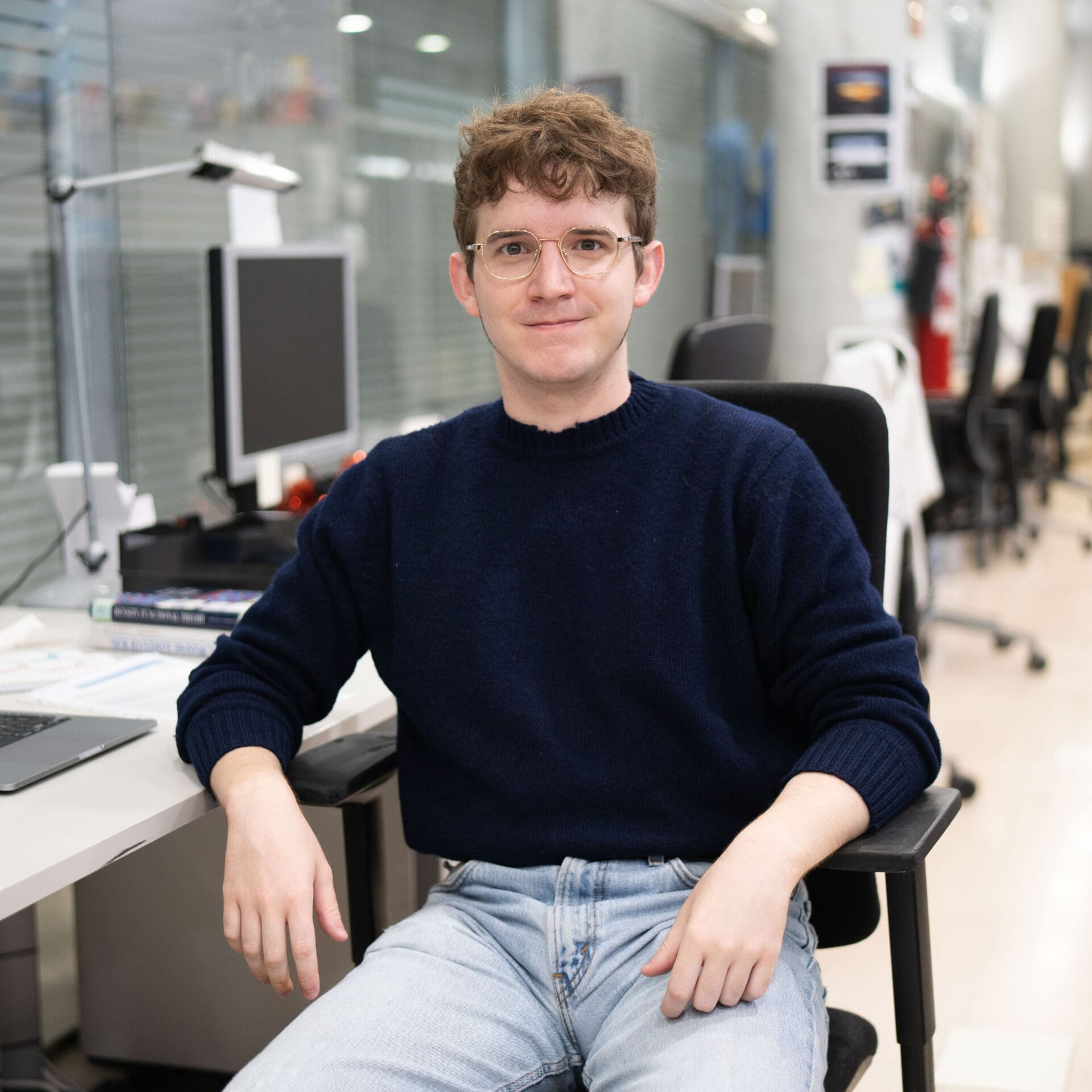 Go to the profile of Oliver Loveday