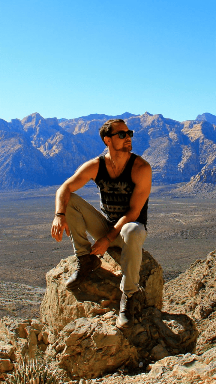 Go to the profile of Daniel Hooper