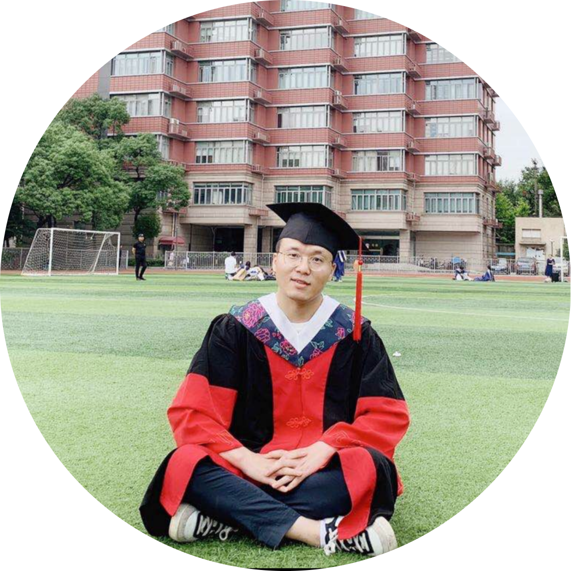 Go to the profile of Manhua Liu