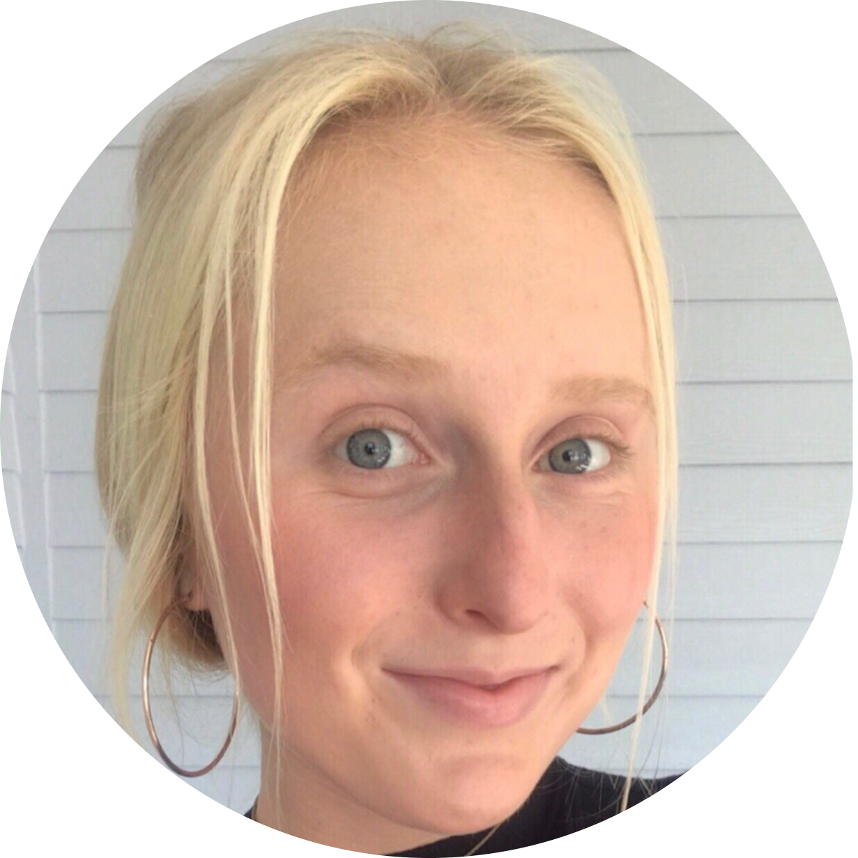 Go to the profile of Zoe Ruben