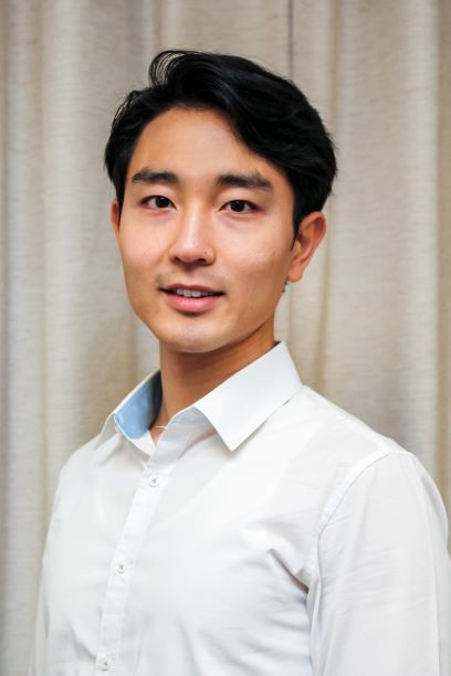 Go to the profile of KunHyuck Lee