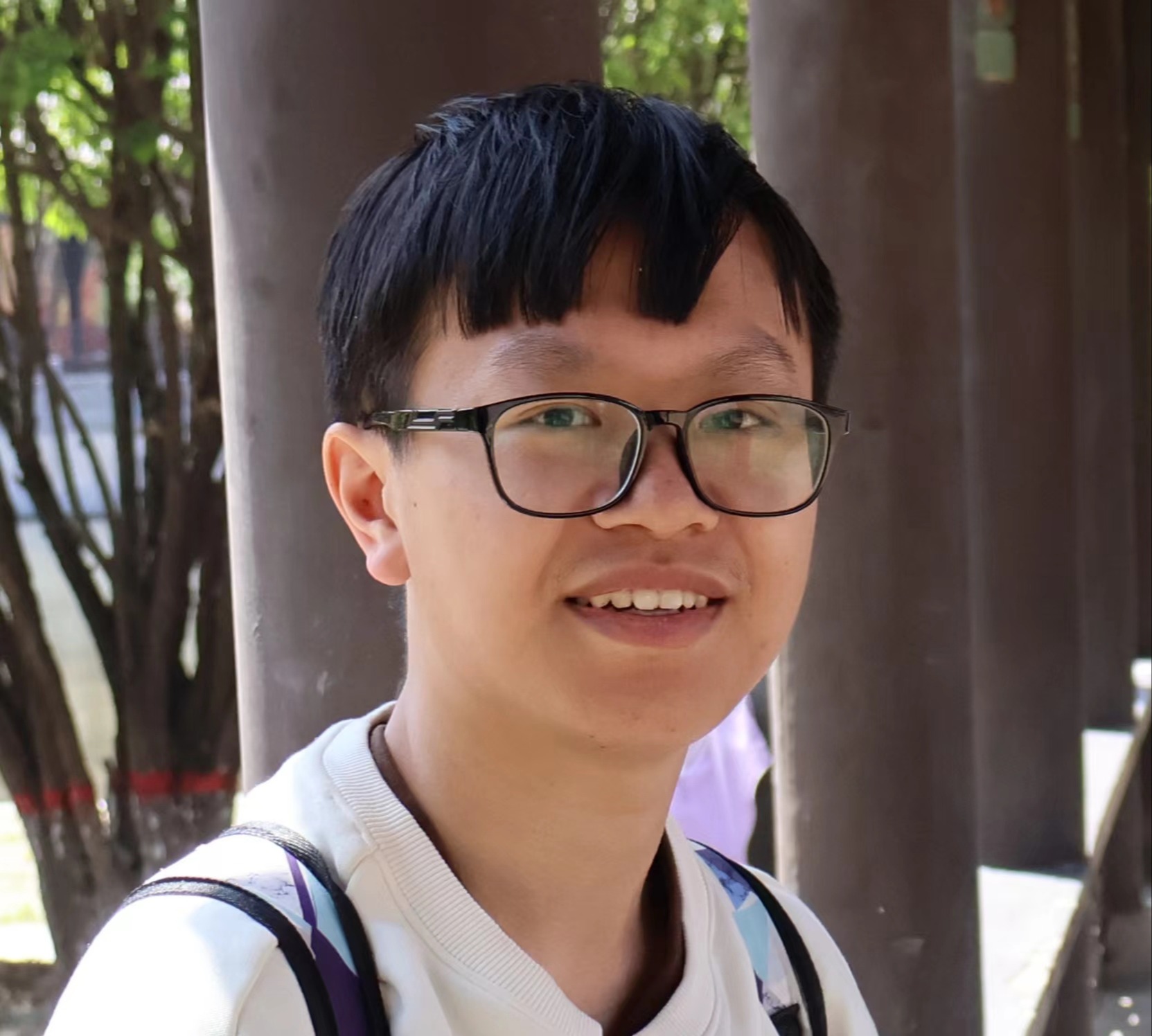 Go to the profile of Chong Deng