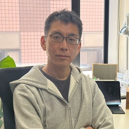Go to the profile of Hitoshi Yamamoto