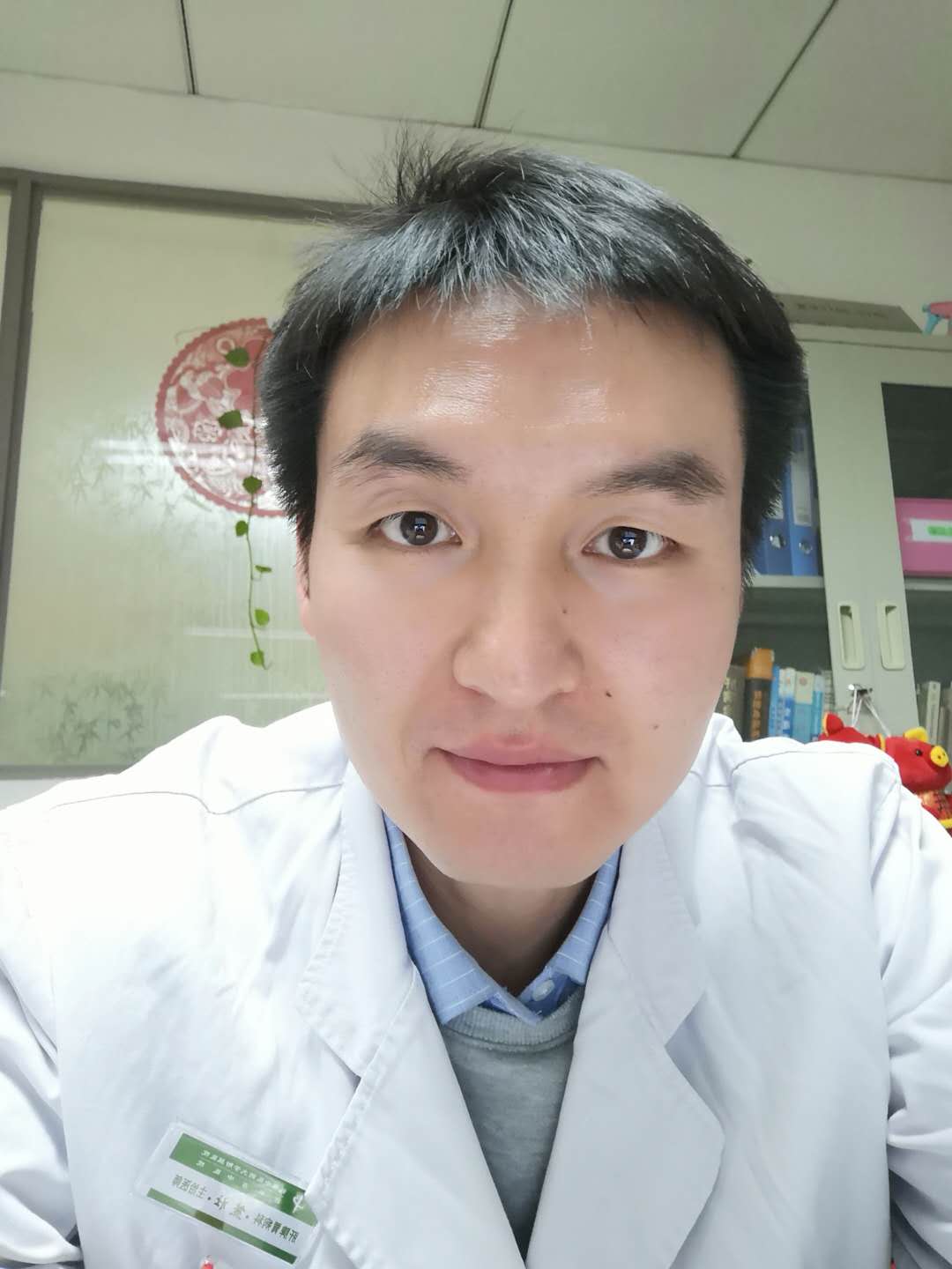 Go to the profile of Xiong Zhuang