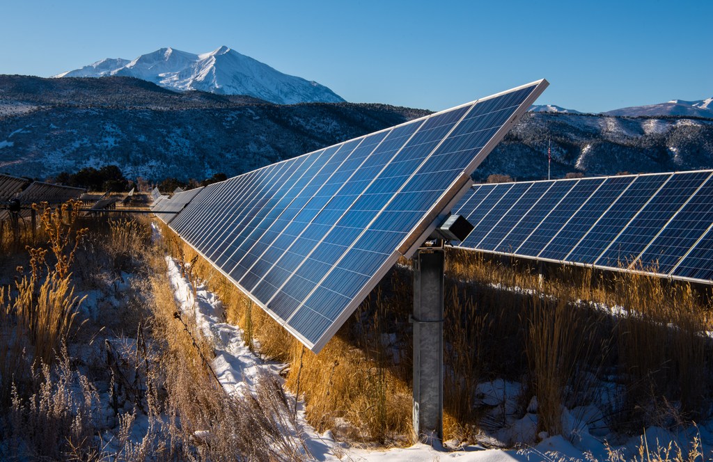 Community solar expands solar access in the United States