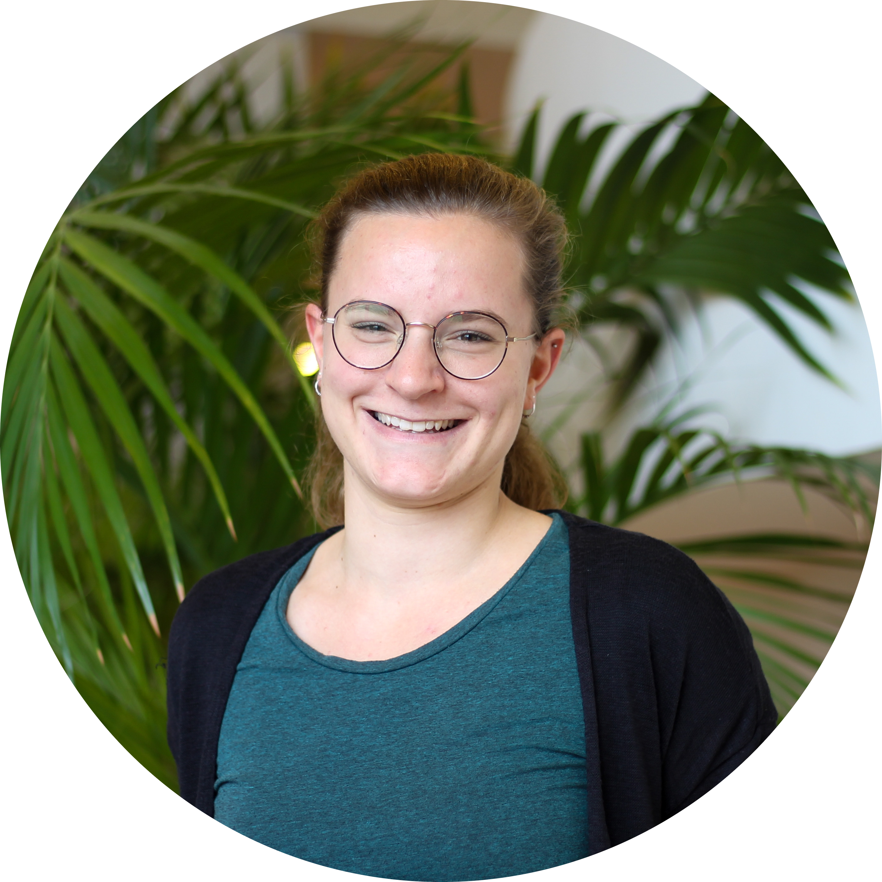 Go to the profile of Hannah K. Neikes