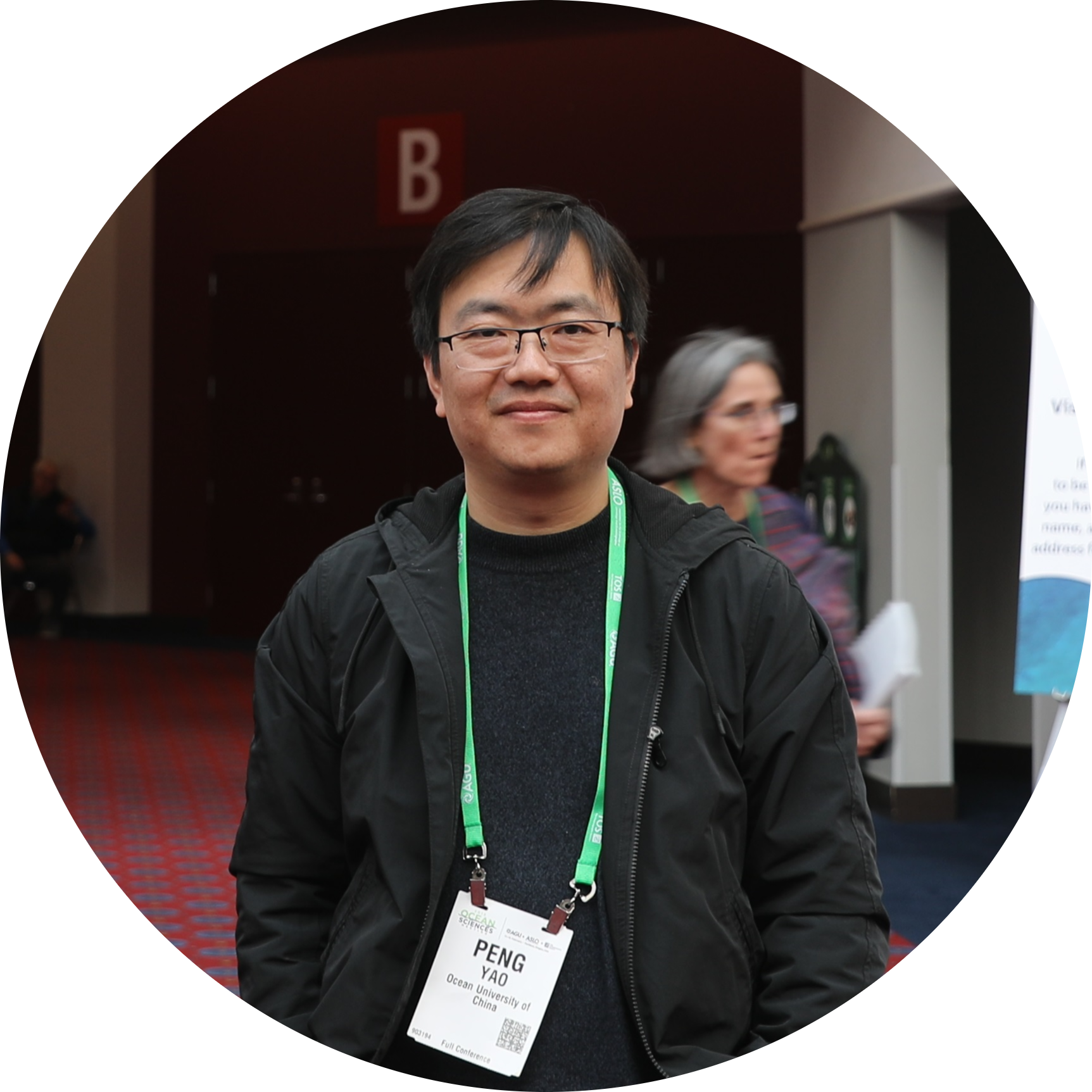 Go to the profile of Peng Yao